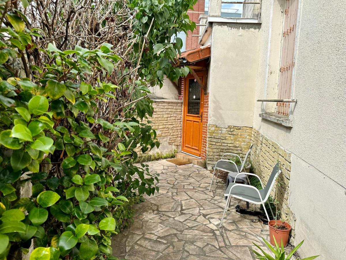 Aubervilliers Maison De Ville Pres Metro 7 By Immo Kit Bnb Kültér fotó