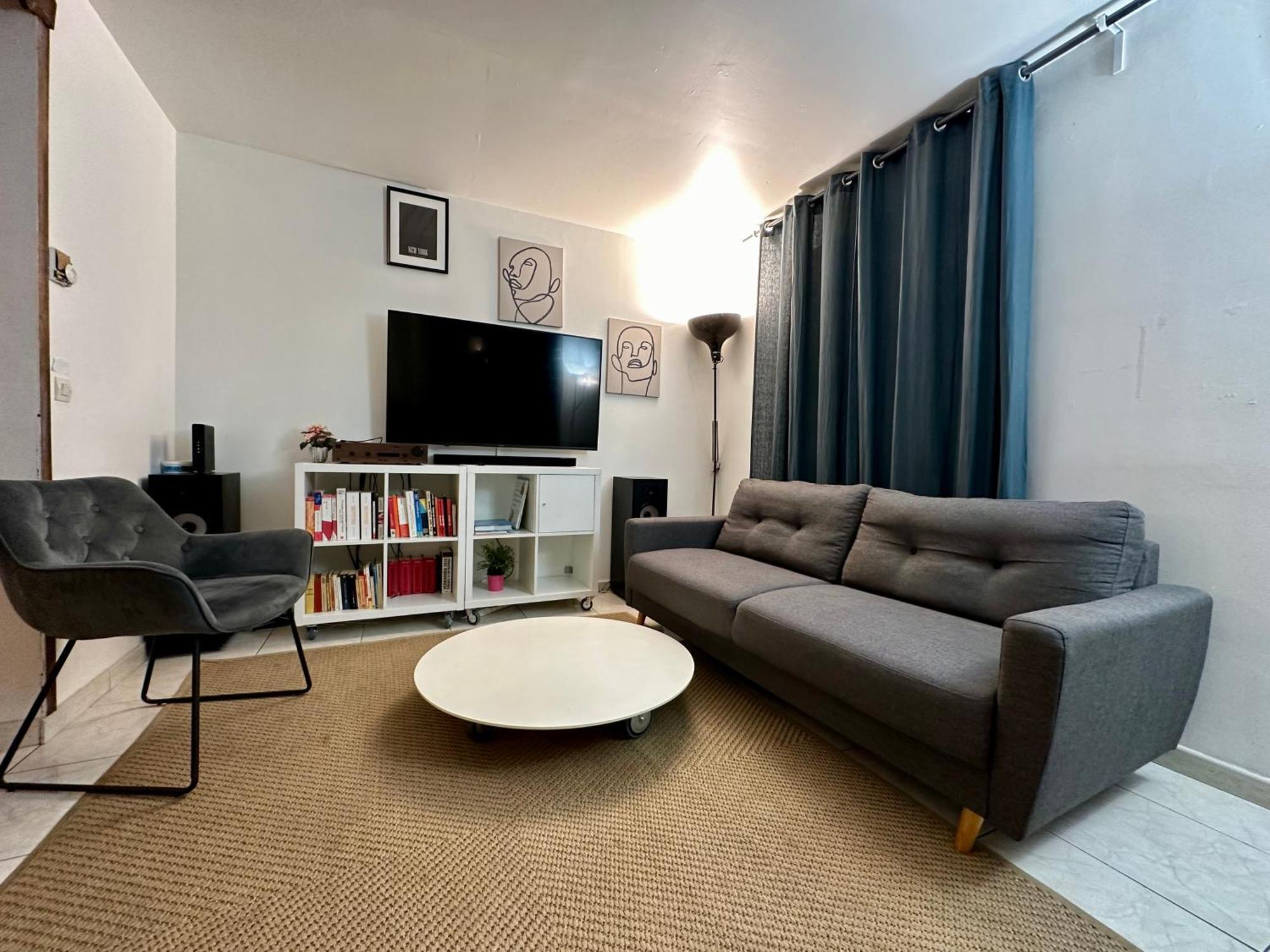 Aubervilliers Maison De Ville Pres Metro 7 By Immo Kit Bnb Kültér fotó